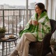 Плед-пончо флісовий Soft Me Poncho M 70х140см зелений/білий - 70030505-04 Плед-пончо флісовий Soft Me Poncho M 70х140см зелений/білий - 70030505-04
