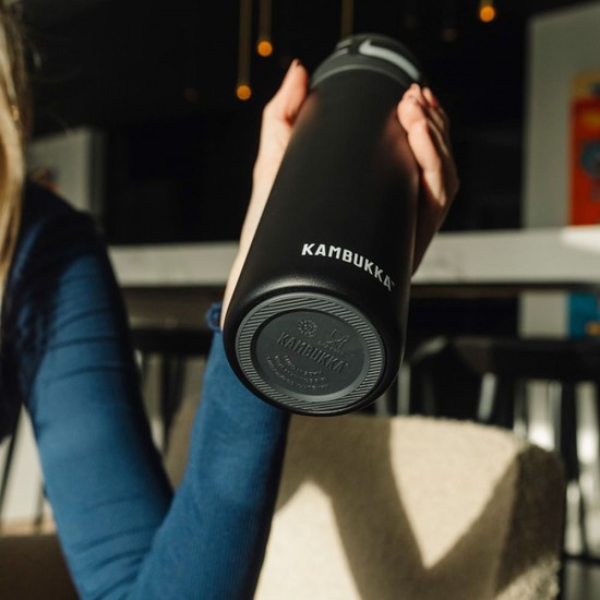 Термопляшка 600 мл сталева Kambukka Elton Insulated, вакуумна насичений чорний - 11-03038