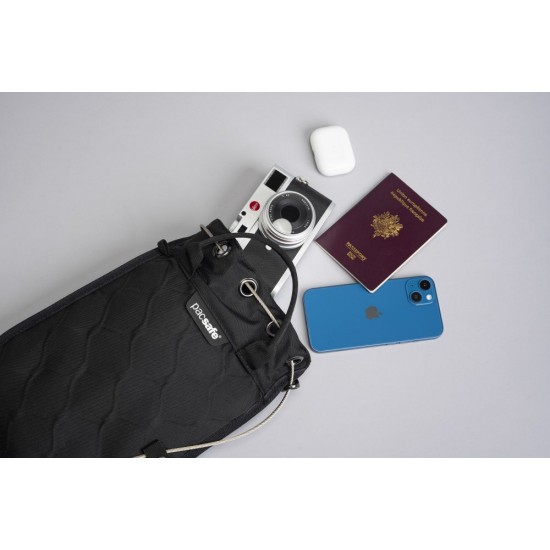 Тревел-кейс антизлодій Pacsafe Travelsafe 3L GII portable safe чорний - 10481100 Тревел-кейс антизлодій Pacsafe Travelsafe 3L GII portable safe чорний - 10481100