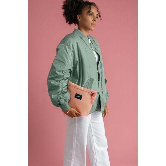 Сумка через плече антизлодій Pacsafe GO Crossbody рожевий - 35125340