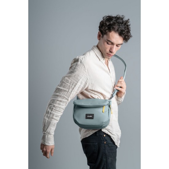 Сумка через плече антизлодій Pacsafe GO Saddle Crossbody свіжий м'ятний - 35140528