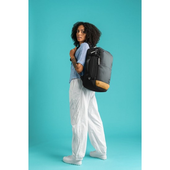 Рюкзак для подорожей антизлодій Pacsafe GO Carry-on 34 насичений чорний - 35155130