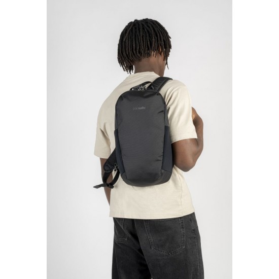 Рюкзак міський антизлодій Pacsafe V12 Tech чорний - 61140100